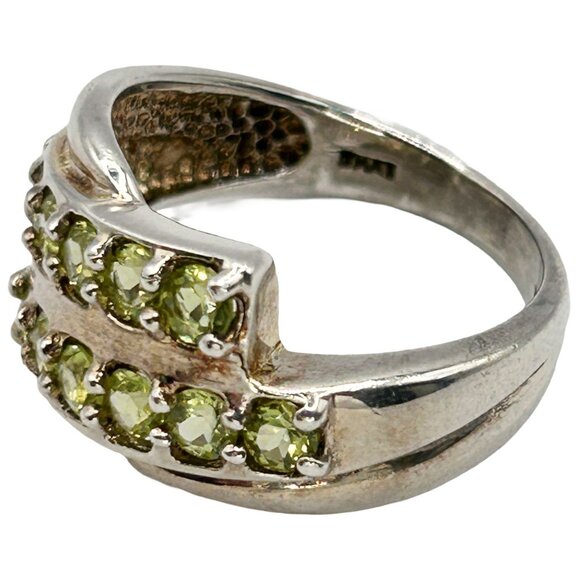 925 Sterling Silver Light Green Peridot Gemstone Ring - Size 7.5 - Picture 3 of 8